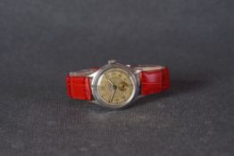 GENTLEMENS BULLA AUTOMATIC 'BUMPER' WRISTWATCH CIRCA 1940/50, circular two tone dial with arabic