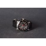 GENTLEMENS GUCCI WRISTWATCH REF. 136.3, circular black dial with lume hour markers and hands, date