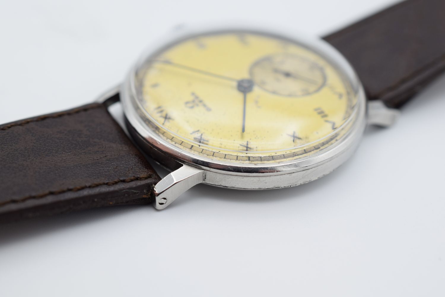 GENTLEMAN'S VINTAGE OMEGA OVERSIZED 38MM STAINLESS STEEL, CIRCA. 1939, MANUALLY WOUND OMEGA CAL. - Image 7 of 8