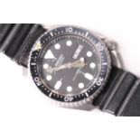 SEIKO QUARTZ DIVERS WRISTWATCH REF 110750 7548-7000 CIRCA 1991, stainless steel case with screw down