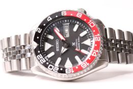 GENTLEMENS SEIKO DIVER PROSPEX AUTOMATIC WRISTWATCH 7S26-0020 SKX007, circular black dial with