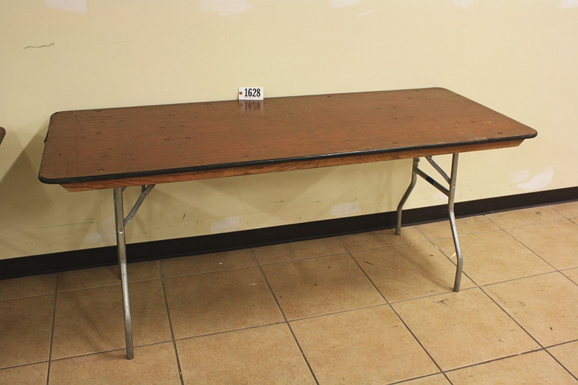 6' Wooden table