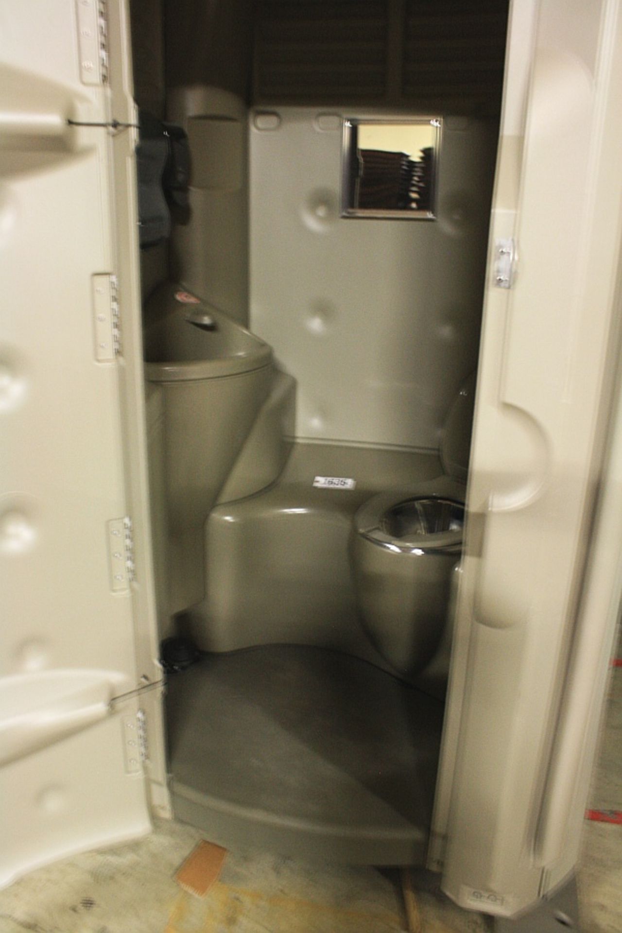 HighTec Portable Restroom - Image 2 of 4