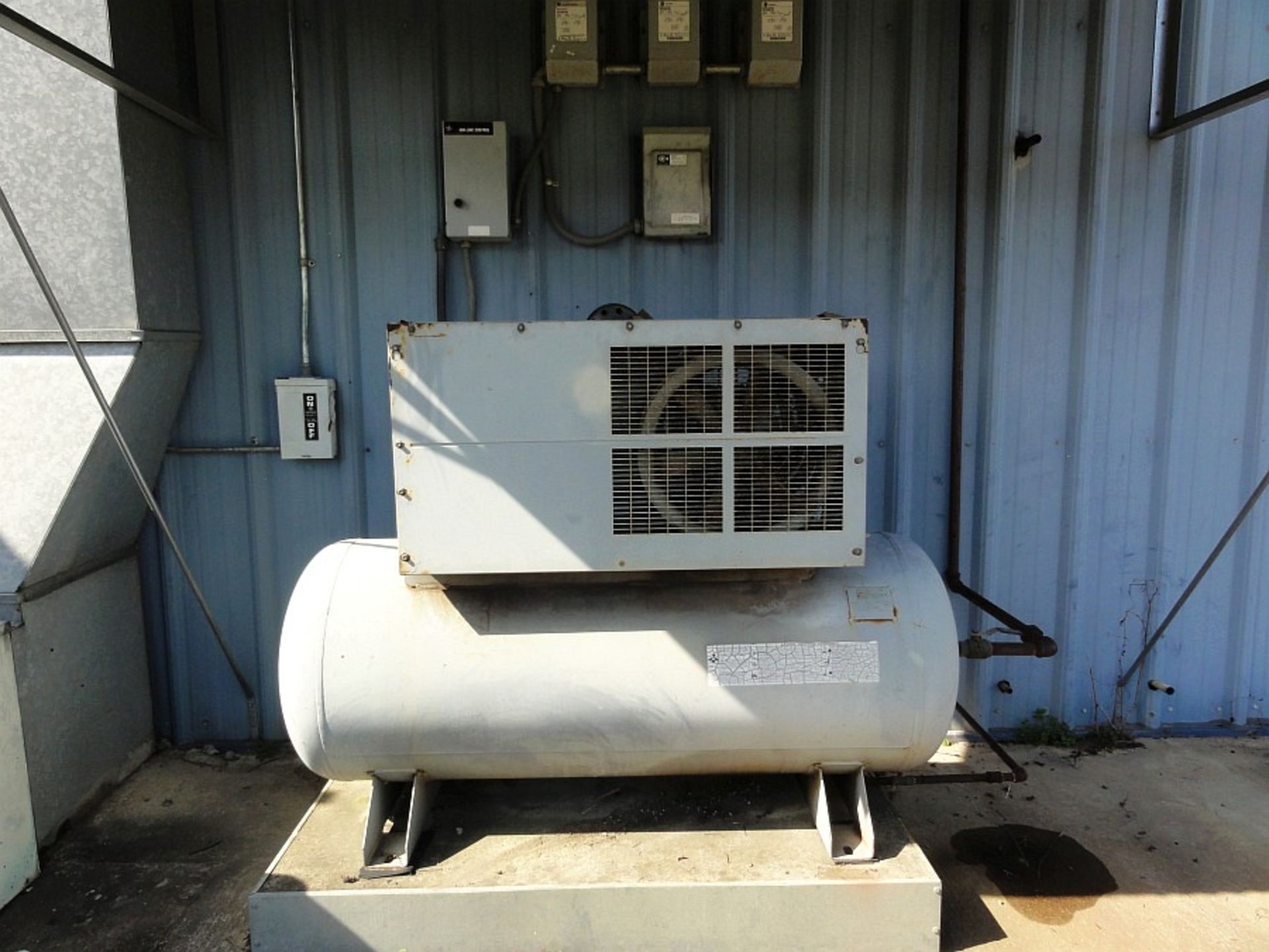 Ingersol Rand Air Compressor, 10HP, 120 Gallon Tank - Image 2 of 2