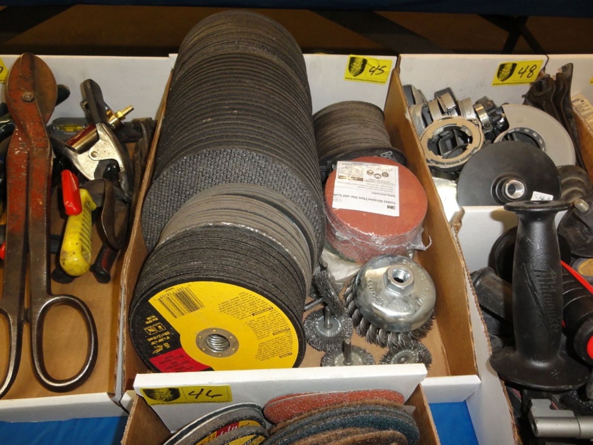 Lot of NEW Abrasives