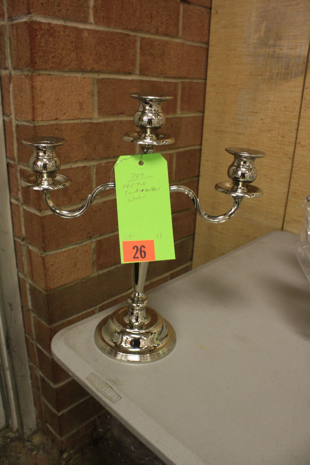 Candle holder