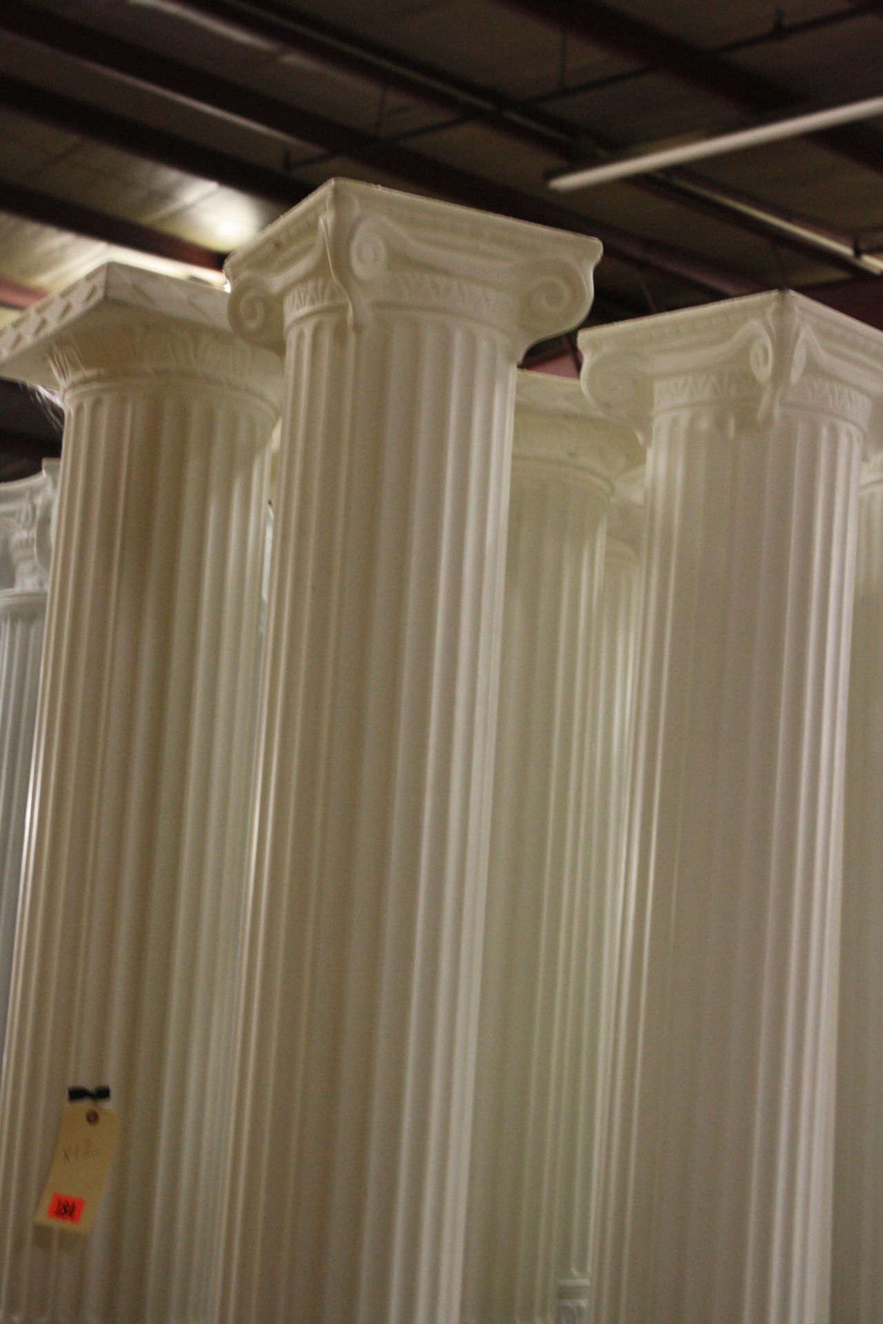 Fluted column - Image 3 of 3