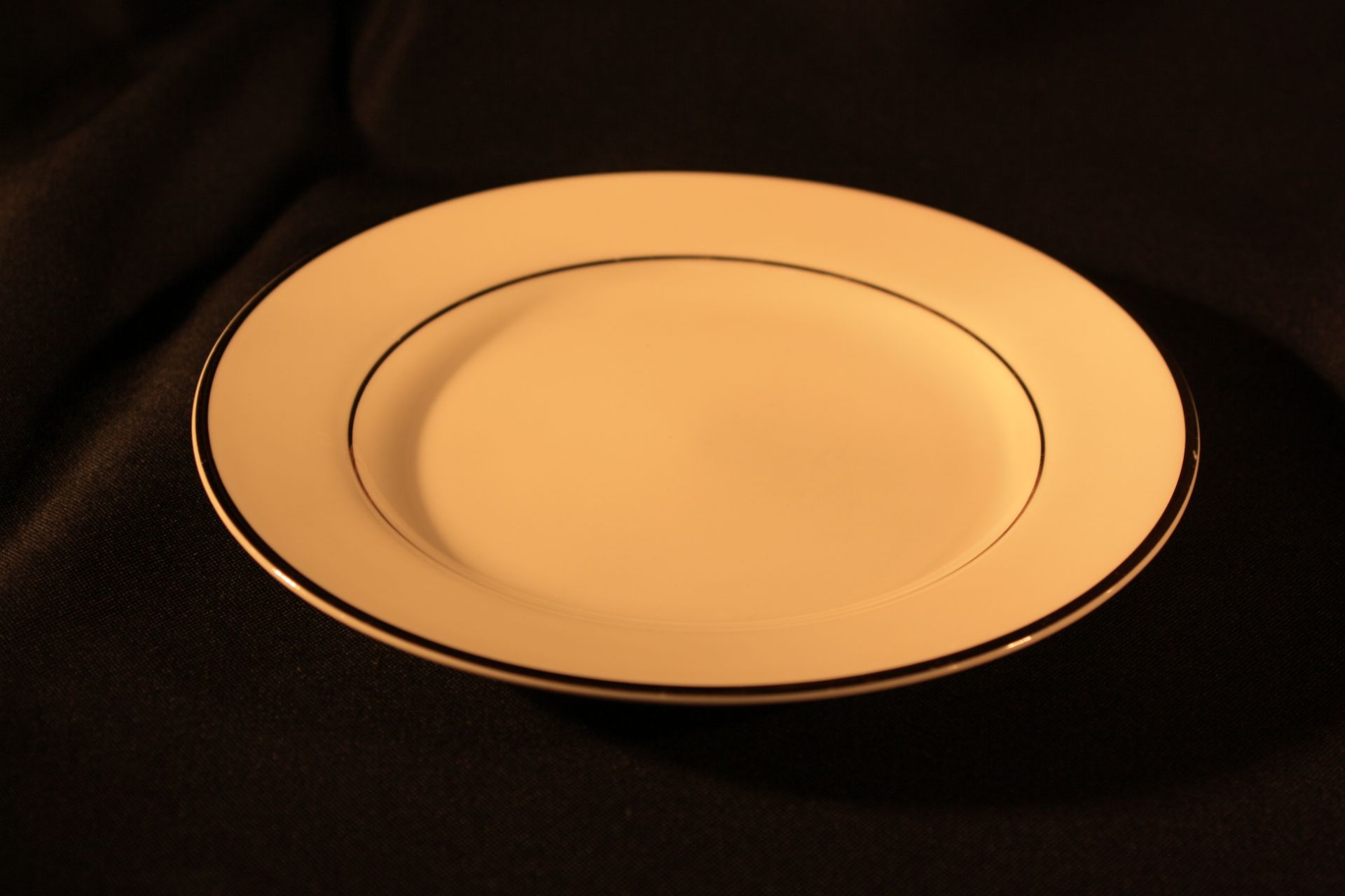 Lot of 525 Ivory Gold Band Salad Plates, 7"