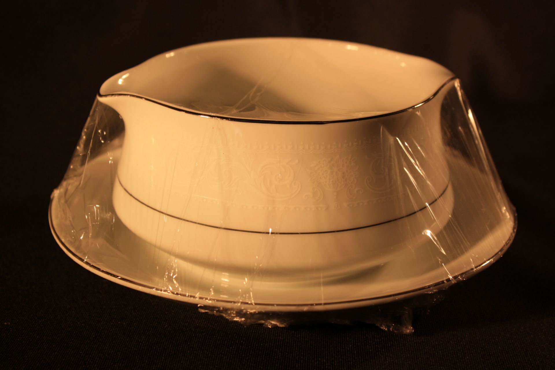 Lot of 15 Gravy Bowl w/Plate, Silver Band