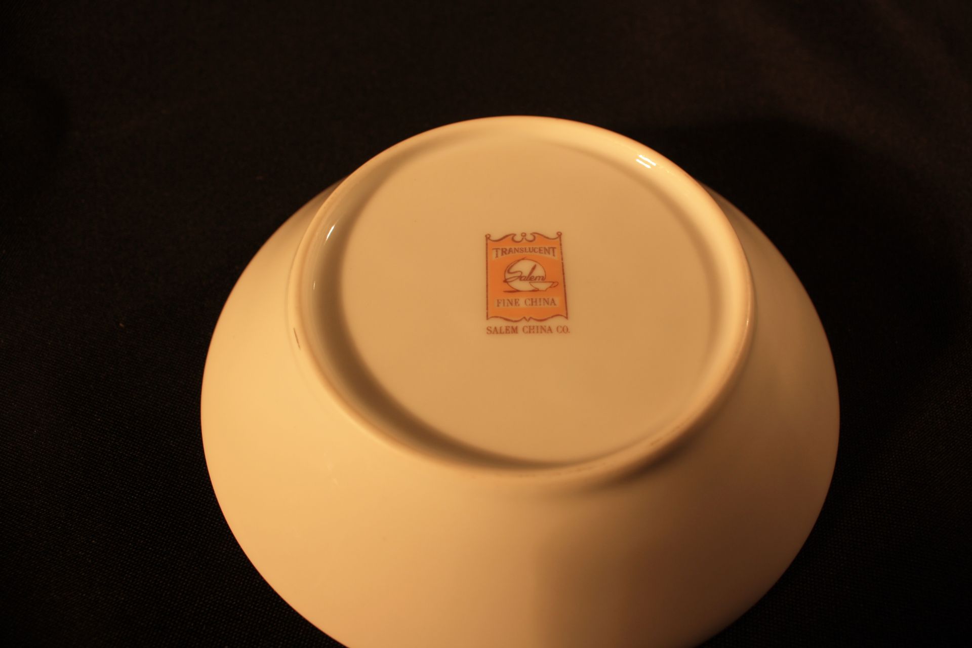 Lot fo 445 6" White Saucer, Silver Band - Image 2 of 3