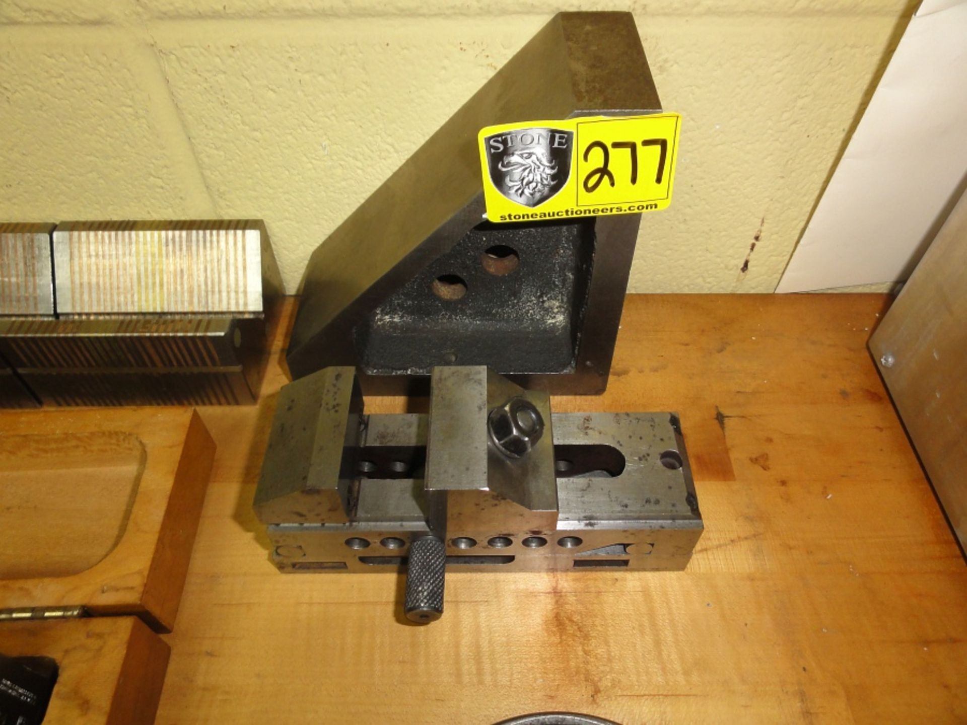 Angle Plate & 2 Precision Vice