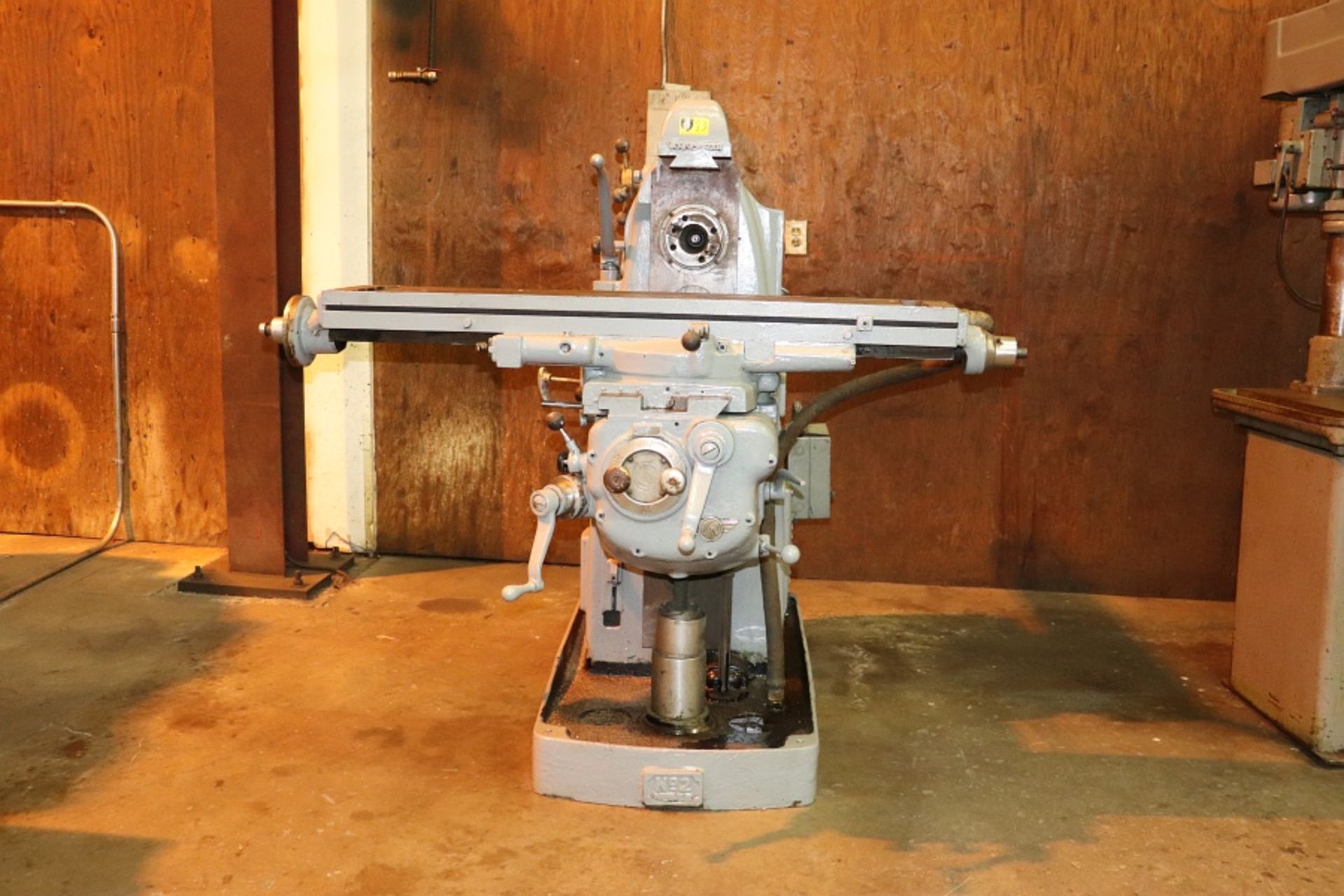 Van Norman #2 Horizontal Mill, 50 Taper, Table 10" x50", 1500 RPM