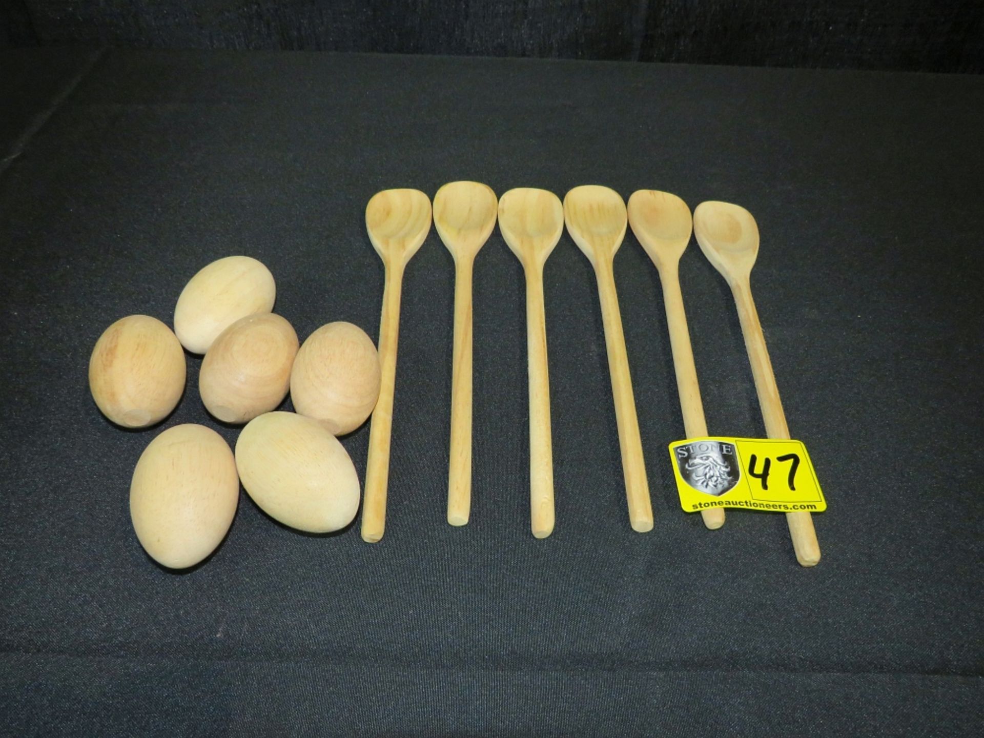 Wooden Spoon Set (6 eggs and 6 spoons)