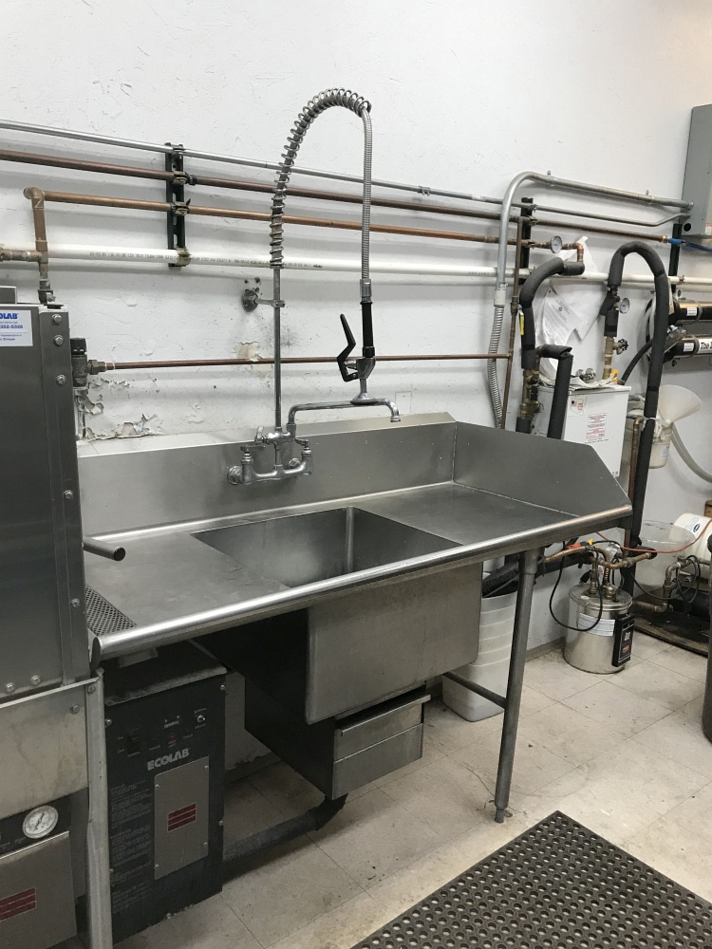 EcoLab EcoStar 2018 Dishwasher, Mdl ES-18 w/ 5' Infeed/Sink Table & Sprayer, w/ 3' Outfeed Table - Image 5 of 5