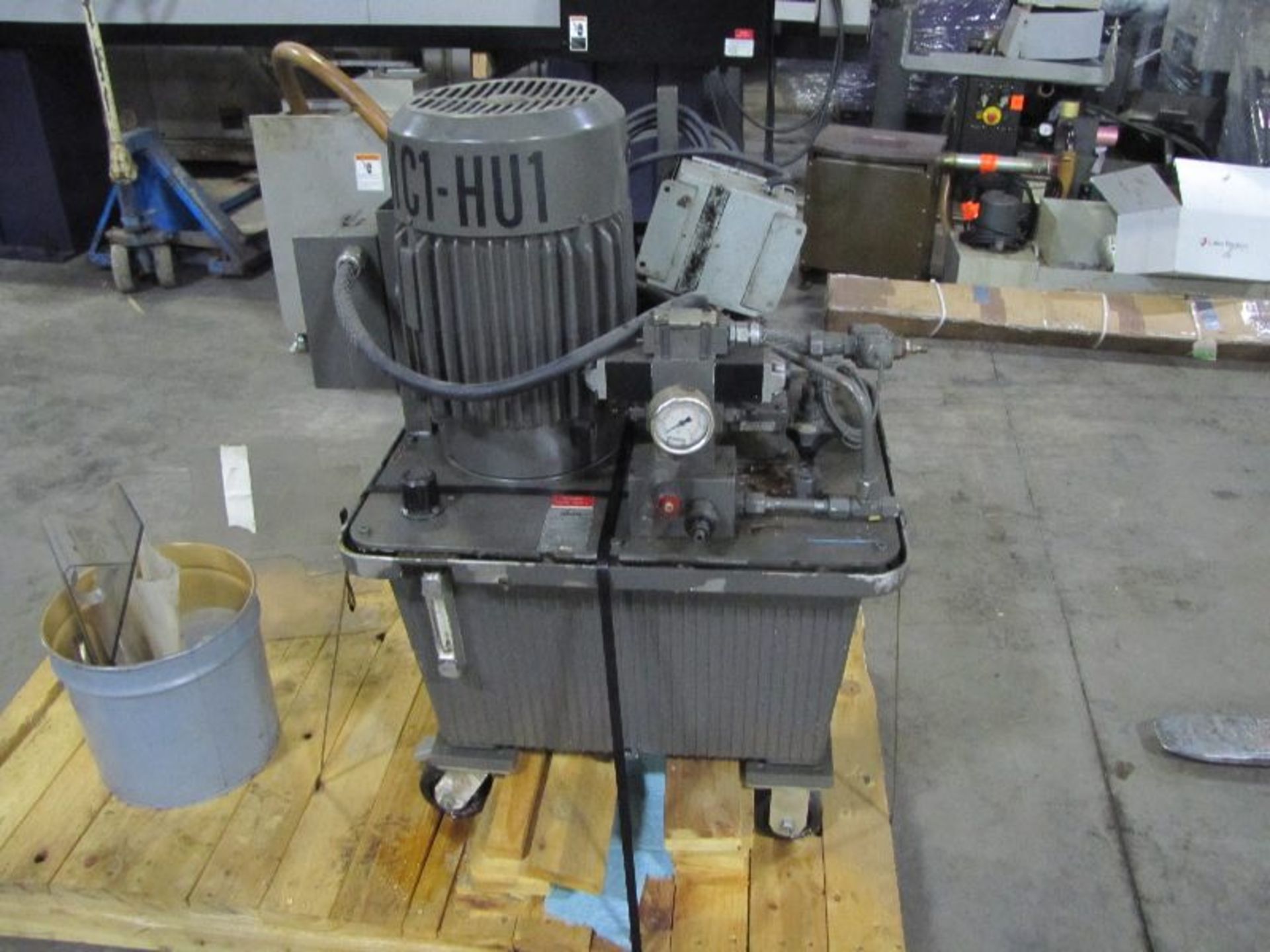 Rexnord Corporation Hydraulic Pump, Reservoir Capacity 15 gal - Image 2 of 2