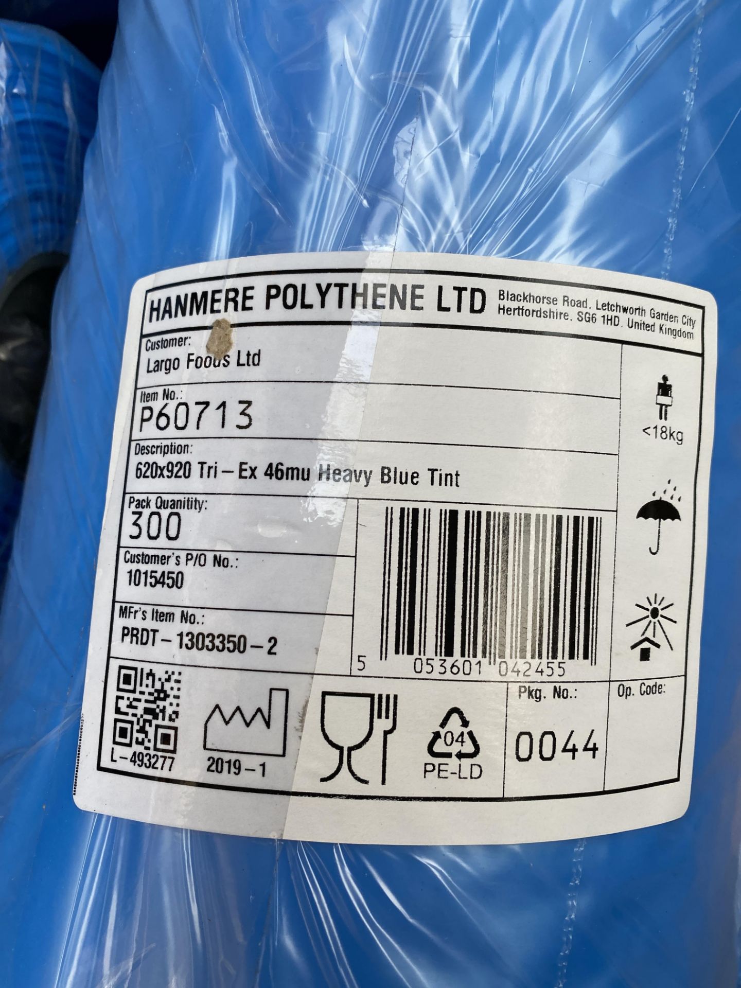 1 x pallet of Polythene thick bags - rolls of 300 bags, 620x920- 40 x blue - Image 2 of 2