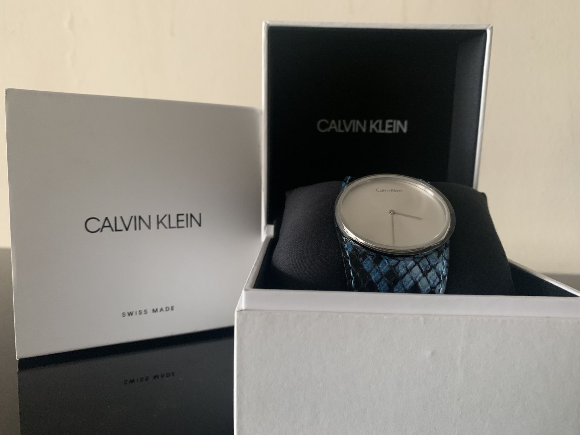 BRAND NEW RETAIL BOXED WOMENS CALVIN KLEIN WATCH RRP £219 - Image 2 of 2