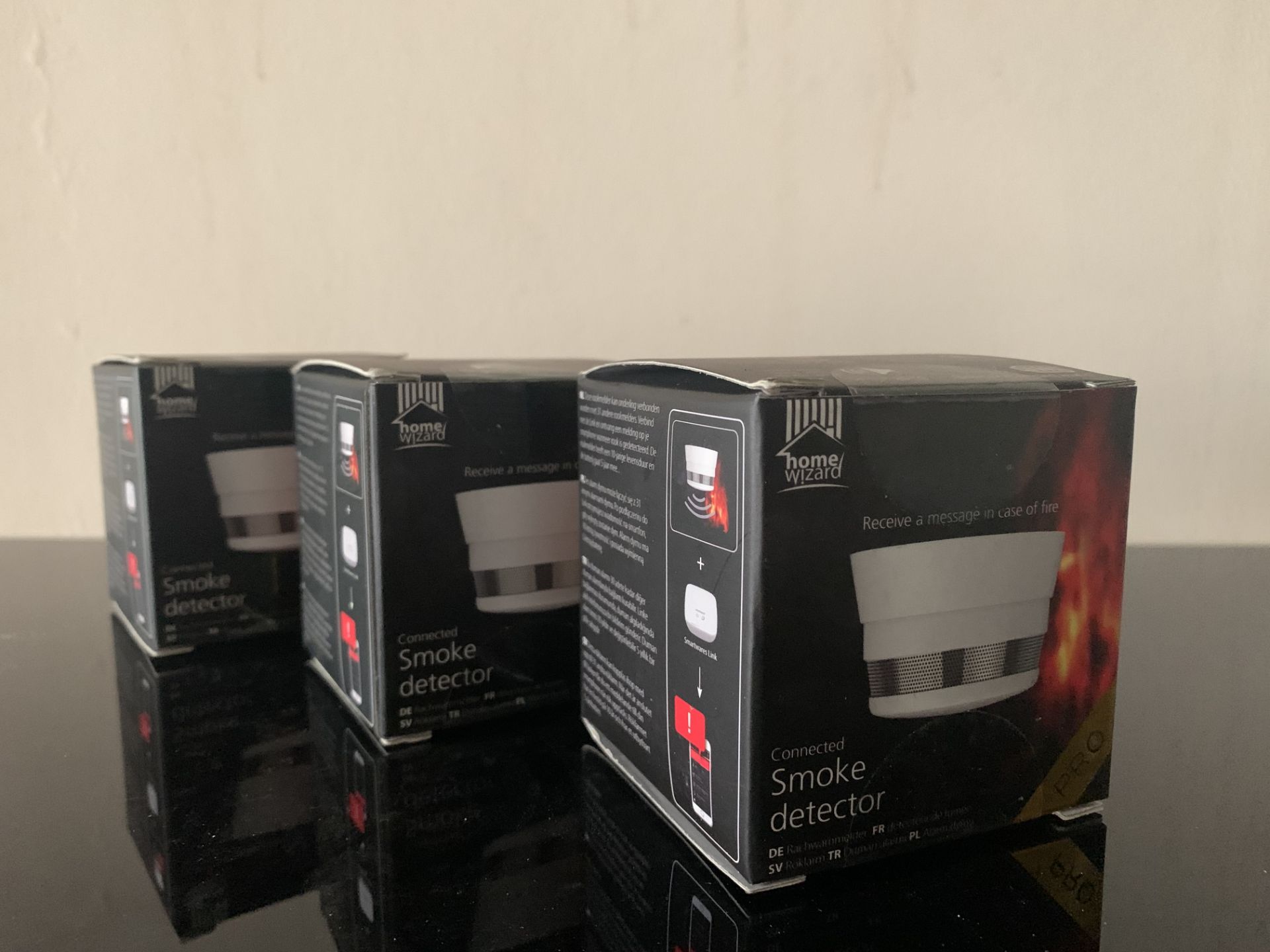 4 X BRAND NEW HOME WIZARD CONNECTED SMOKE DETECTORS