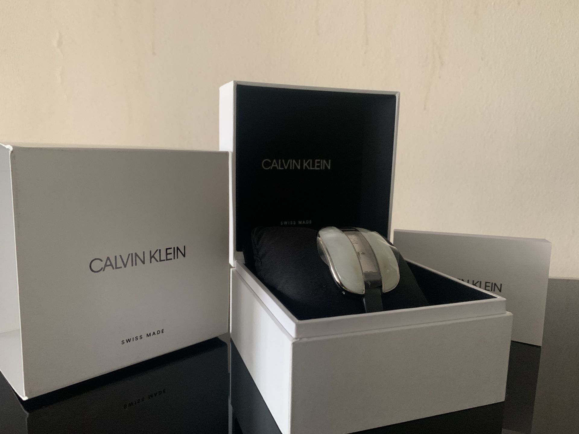 BRAND NEW RETAIL BOXED WOMENS CALVIN KLEIN WATCH RRP £261 - Image 2 of 2