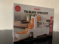 12 X BRAND NEW ANIKA TRI-BLADE SPIRALIZERS IN 2 BOXES