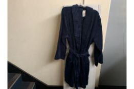 12 X BRAND NEW BLUE BATH ROBES RATIO SIZED