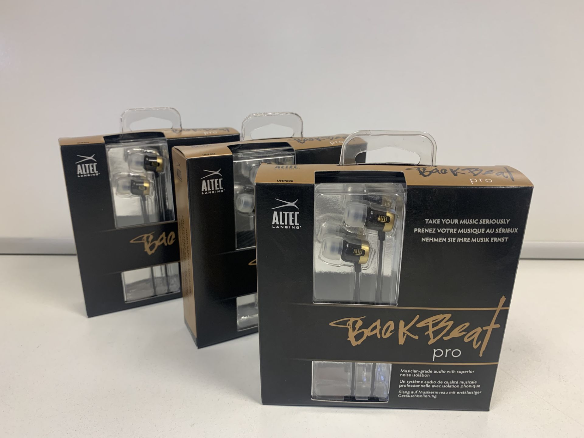 24 X ALTEL BACK BEAT PRO EARPHONES IN 4 BOXES