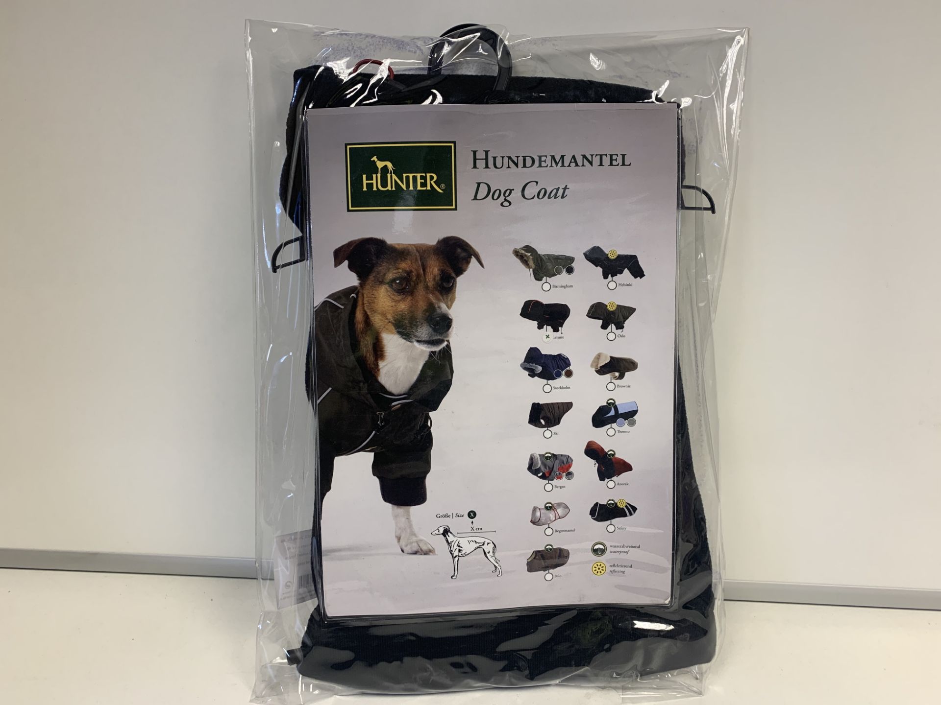 25 X BRAND NEW HUNTER DOG COATS SIZE 50 IN 1 BOX