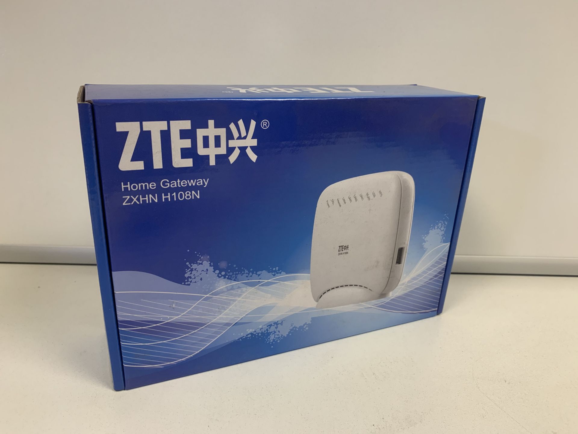 20 X ZTE HOME GATEWAY ZXHN H108N ROUTERS IN 2 BOXES