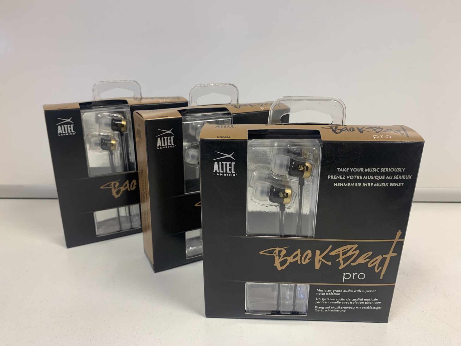 24 X ALTEL BACK BEAT PRO EARPHONES IN 4 BOXES