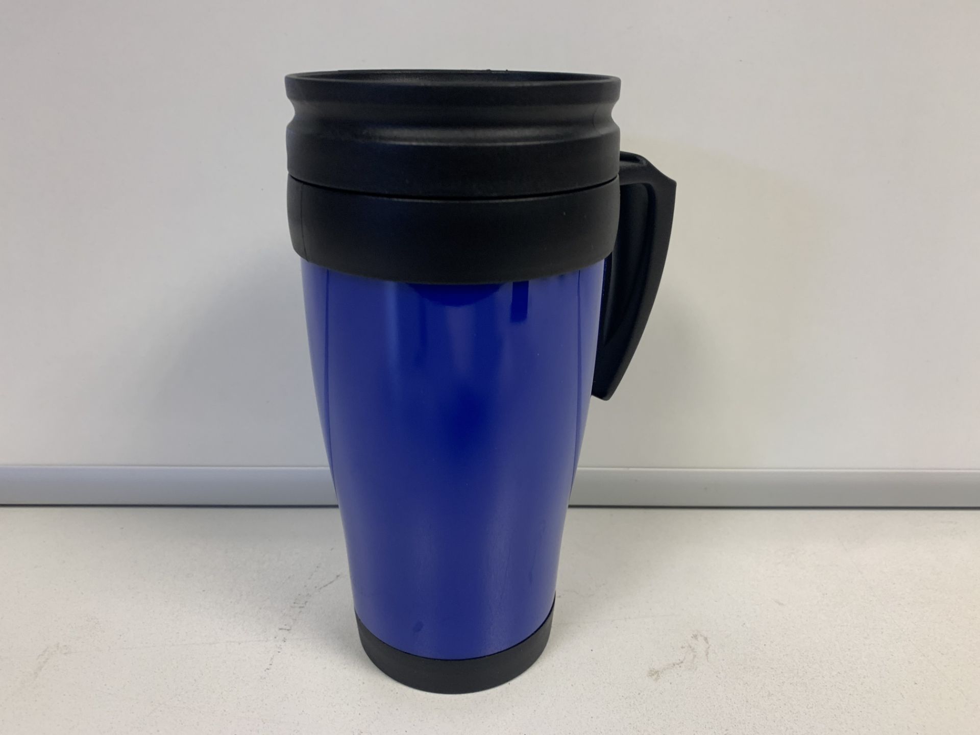 36 X BRAND NEW BLUE TRAVEL MUGS