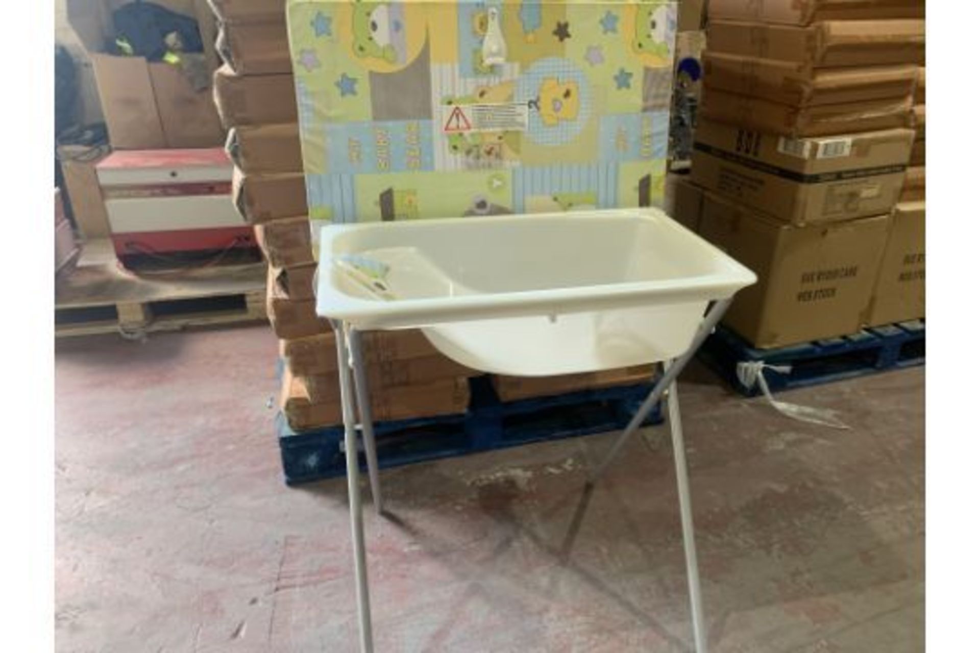 2 X BABY CHANGER AND BATH SETS