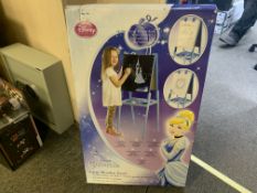 8 X BRAND NEW BOXED DISNEY PRINCESS CINDERELLA LARGE WOODEN EASELS IN 4 BOXES