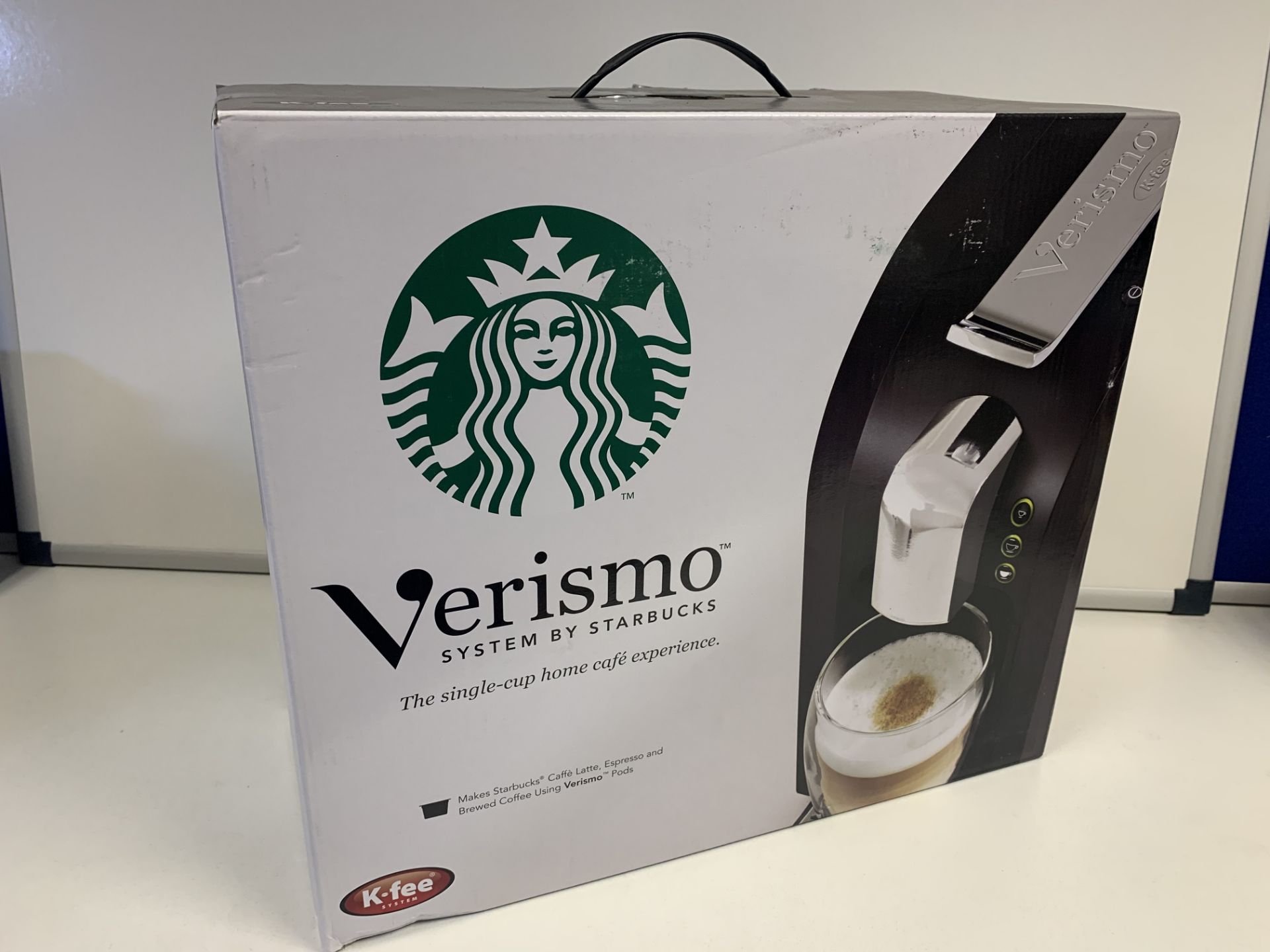 BRAND NEW RETAIL BOXED VERISMO SYSTEMS BY STARBUCKS SATIN BLACK COFFEE MACHINE 1LTR