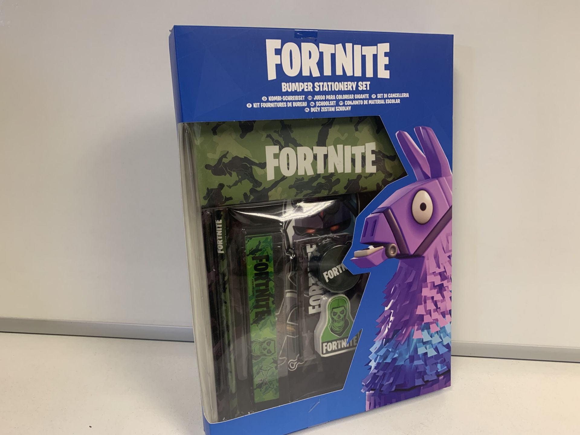 24 X BRAND NEW BOXED FORTNITE BUMPER STATIONARY SETS IN 2 BOXES