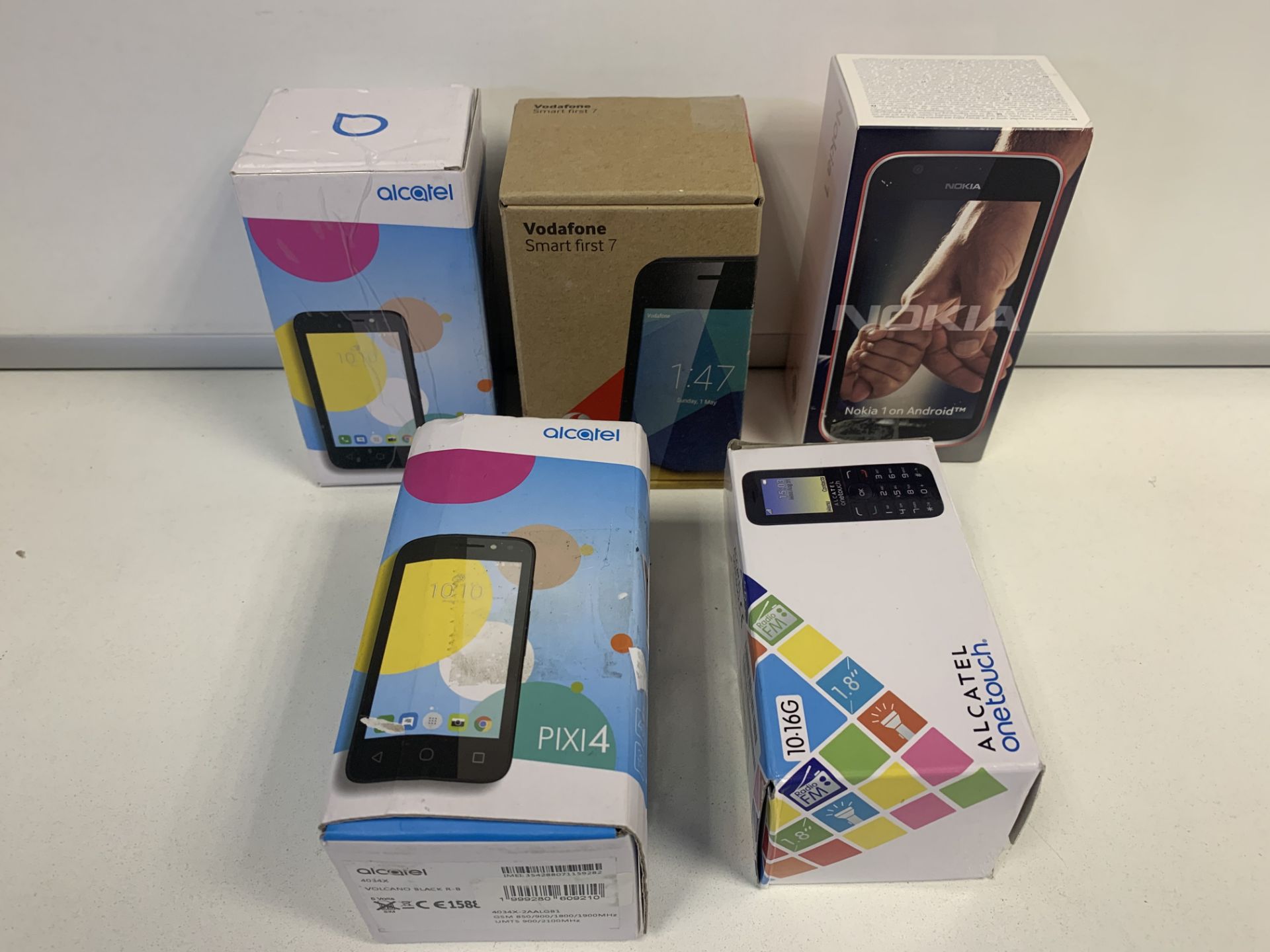 5 X RETAIL BOXED OPEN NETWORK MOBILE PHONES INCLUDING VODAFONE SMART FIRST 7, ALCATEL PIXI 4, ETC