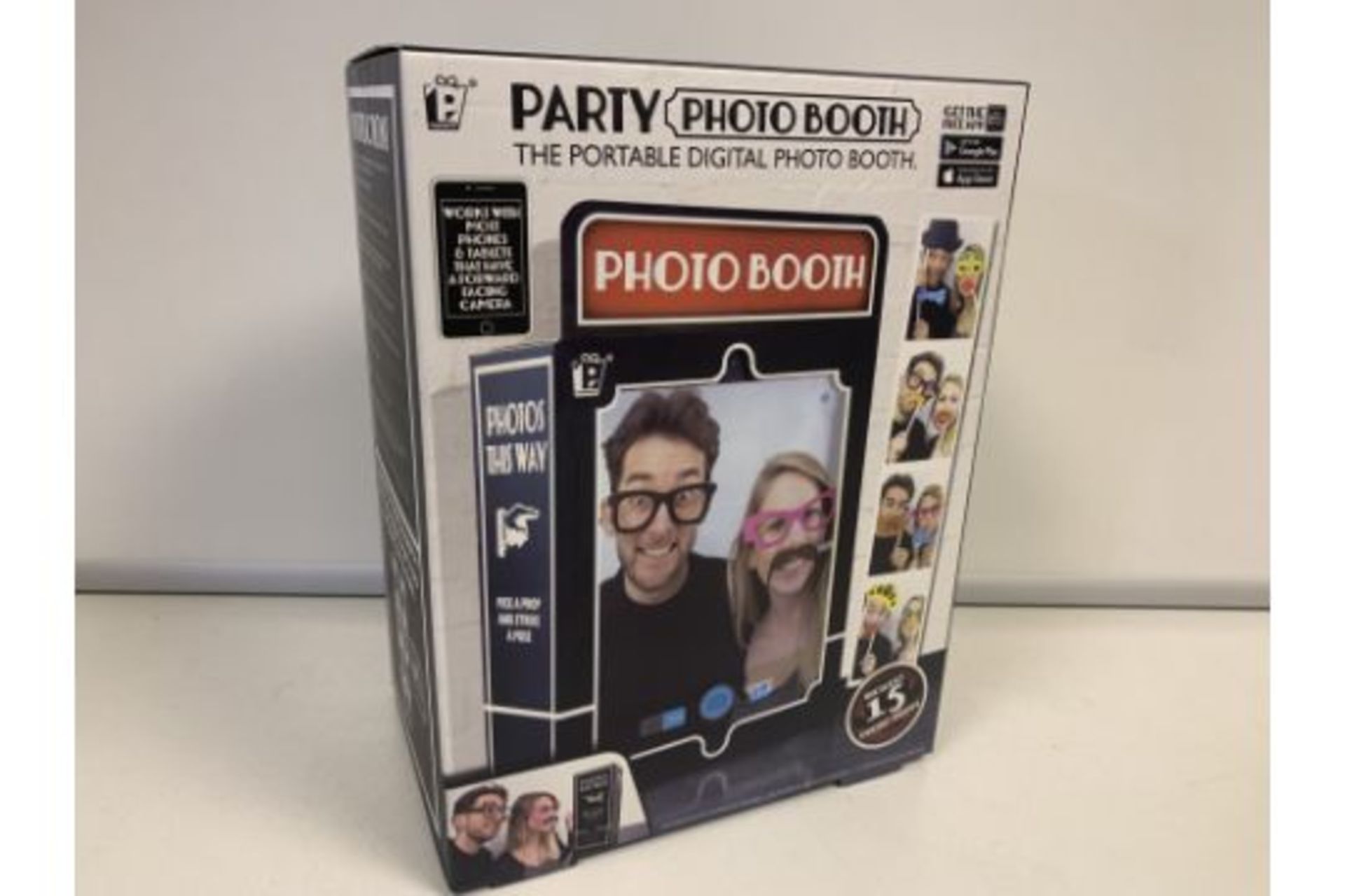 24 X BRAND NEW PLADONE PORTABLE PARTY PHOTO BOOTHS WITH 15 PROPS IN 2 BOXES