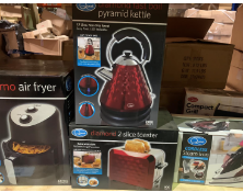 QUEST DIAMOND FAST BOIL PYRAMID KETTLE AND A QUEST DIAMOND 2 SLICE TOASTER