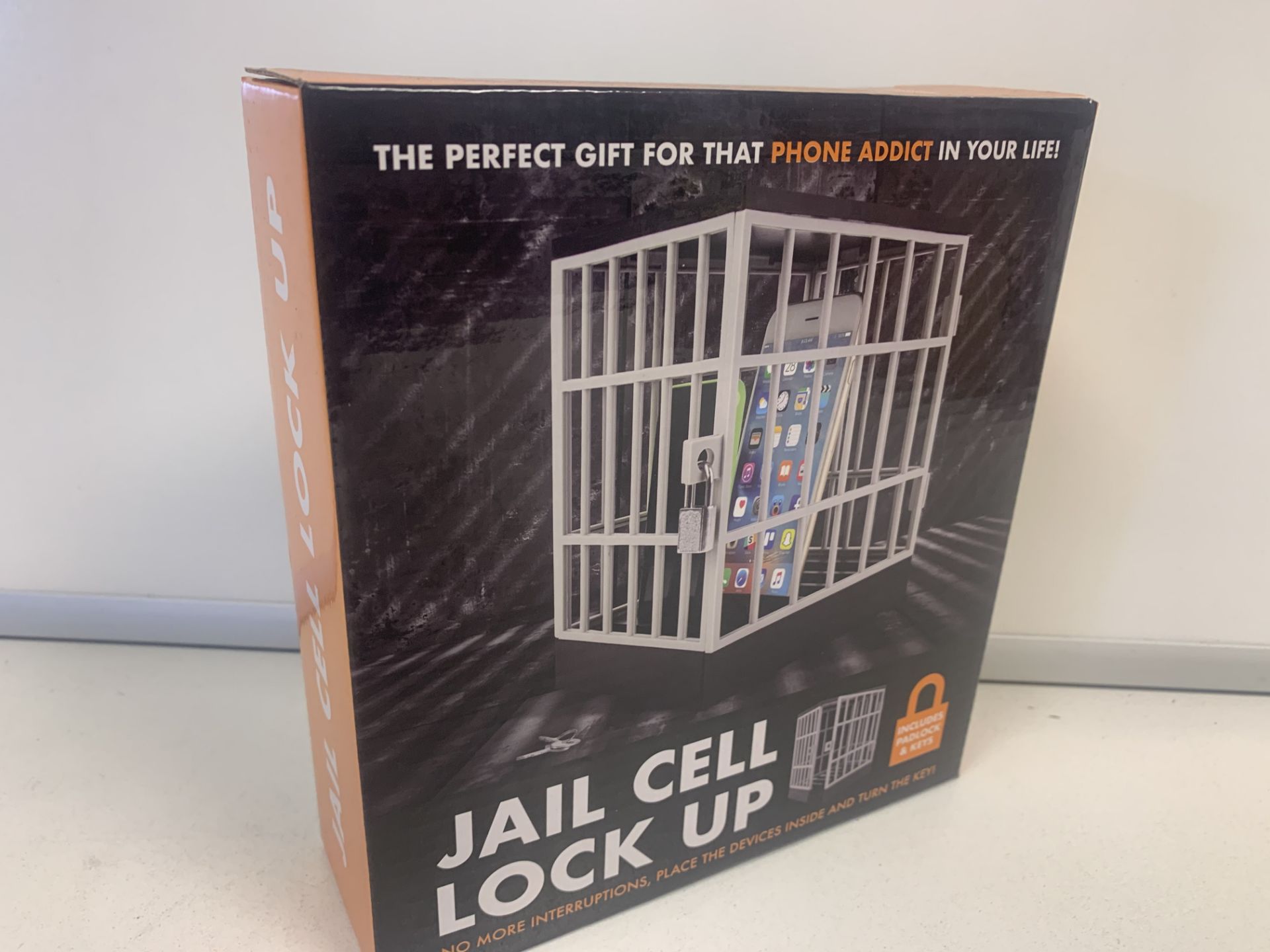 5 X GLOBAL GIZMOS JAIL CELL LOCK UP