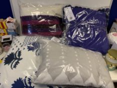 12 X BRAND NEW JAY ST BLOCK PRINT COMPANY HIGH END PILLOWS IN VARIOUS STYLES AND SIZES