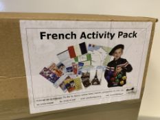 12 X BRAND NEW WILD GOOSE CHILDRENS FRENCH ACTIVITY PACKS