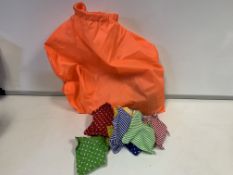 16 SETS 0F 8 BAGS OF 20 STRPES AND SPOTS BEAN BAGS