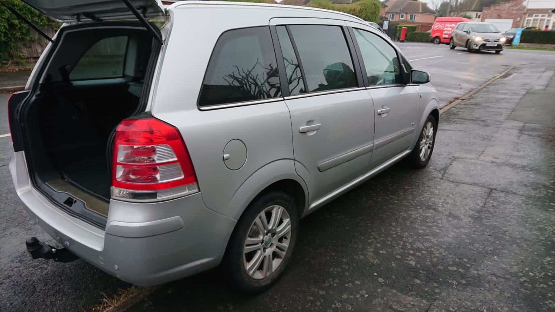 VAUXHALL ZAFIRA MKO8 MZV 1.9 CDTI COLLECTION LEICESTER - Image 5 of 10