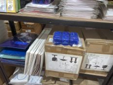 MIXED EDUCATIONAL LOT CONTAINING CONJUNCTION DICES, PUNCTUATION BOOKS, SNOPAKE POLYFILE WALLETS,