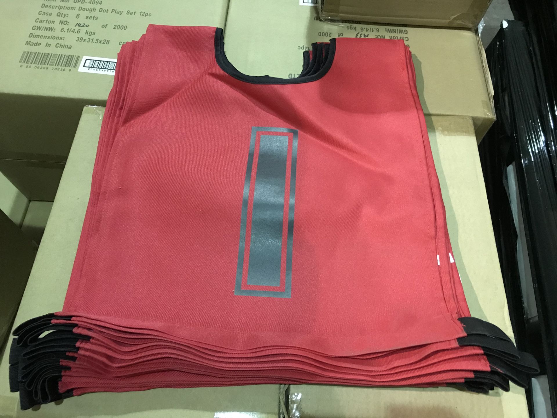 15 X SPORTS TRAINING BIBS SIZE MEDIUM