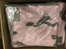 2 X BRAND NEW EMILY BOND PINK BATH TOWEL WITH SEA GULL DETAIL SIZE 70 X 125 CM