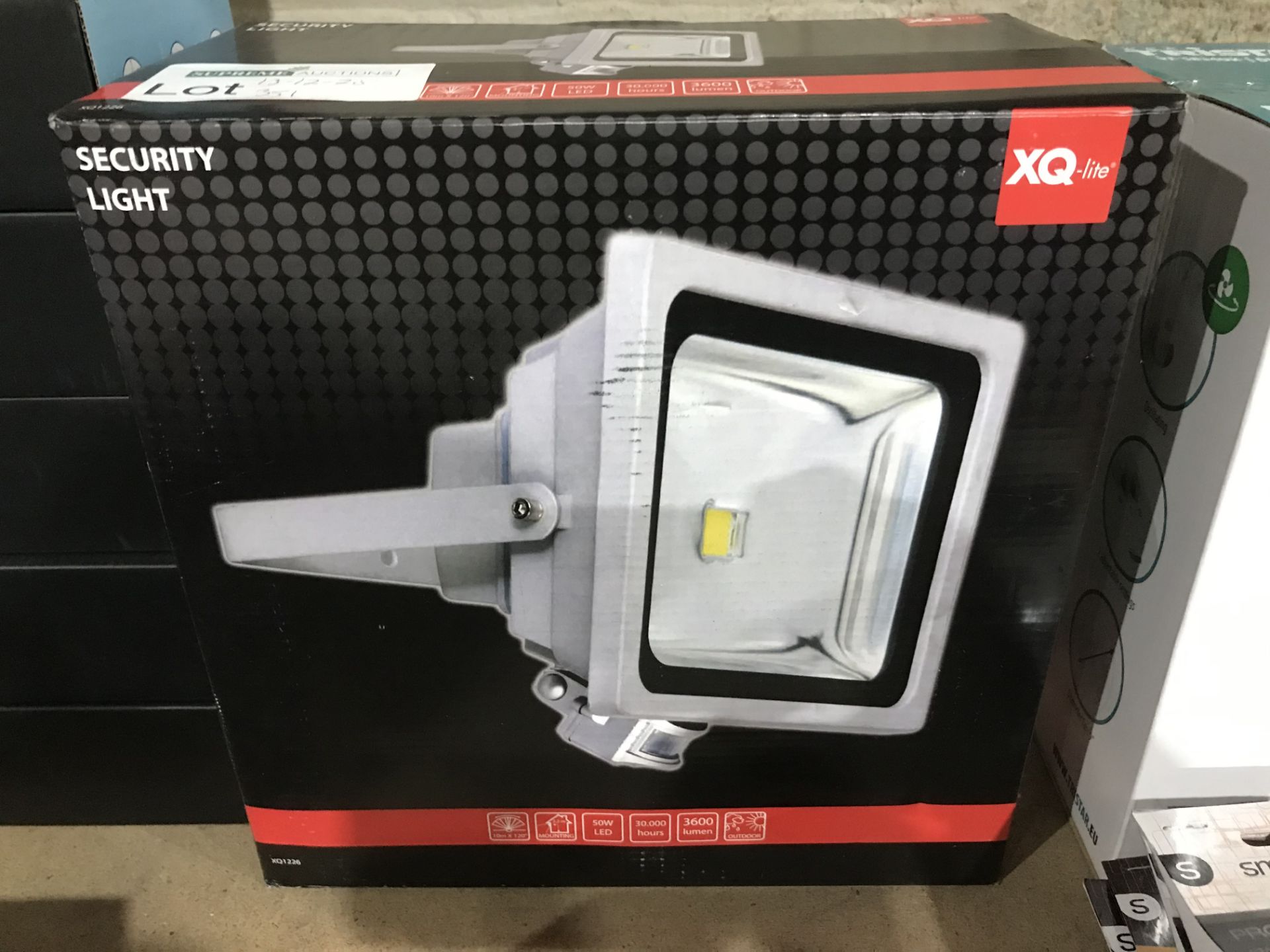 XQ-LITE SECURITY LIGHT