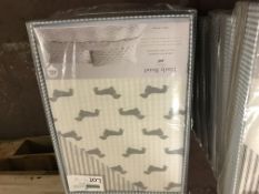 BRAND NEW EMILY BOND SUPER KING SIZE DUVET COVER SET WITH DACHSHUND DETAIL COLOUR GREY