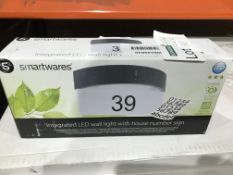 SMATWARES INTEGRATED LED WALL LIGHT WITH HOUSE NUMBER SIGN