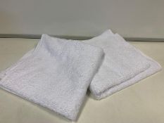 18 X BRAND NEW HAND TOWELS WHITE