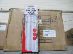 9 X ANIKA 0,5 LITRE VACUUM FLASKS